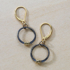 antique stitch - Freshie & Zero
 - 1