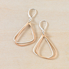 rosey dewdrops earrings - Freshie & Zero
 - 1