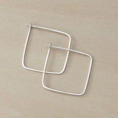 minimal small square hoops - Freshie & Zero
 - 2